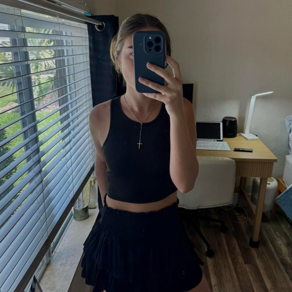 SHEIN Black Crop Top